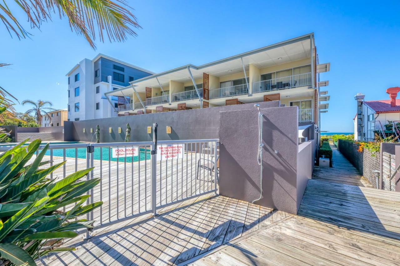 On The Beach Resort Bribie Island Woorim Exterior photo