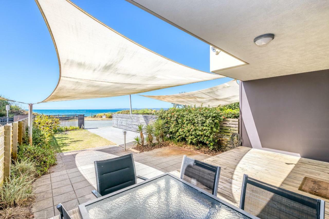 On The Beach Resort Bribie Island Woorim Exterior photo