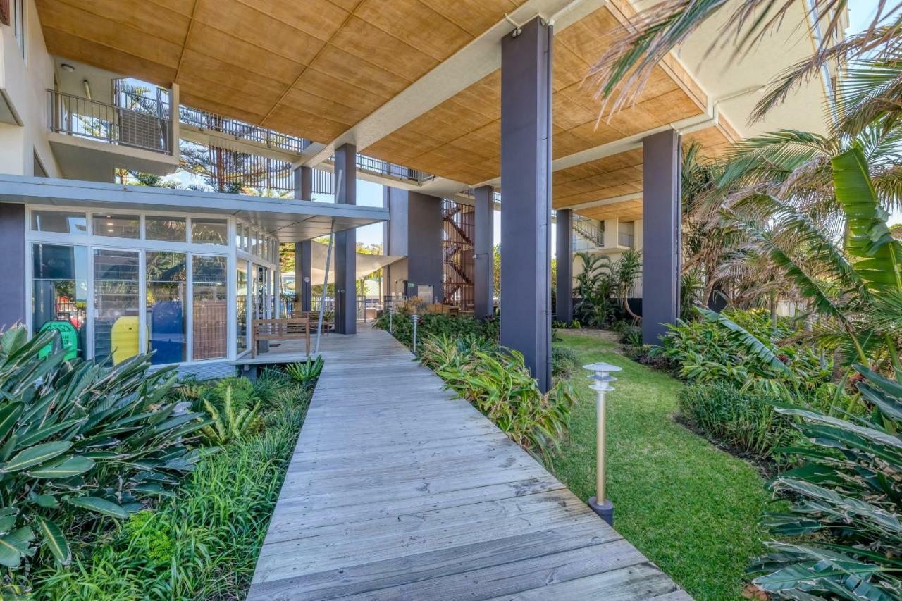 On The Beach Resort Bribie Island Woorim Exterior photo